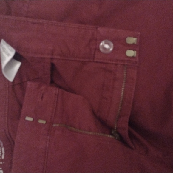 Shorts - Picture 5 of 5